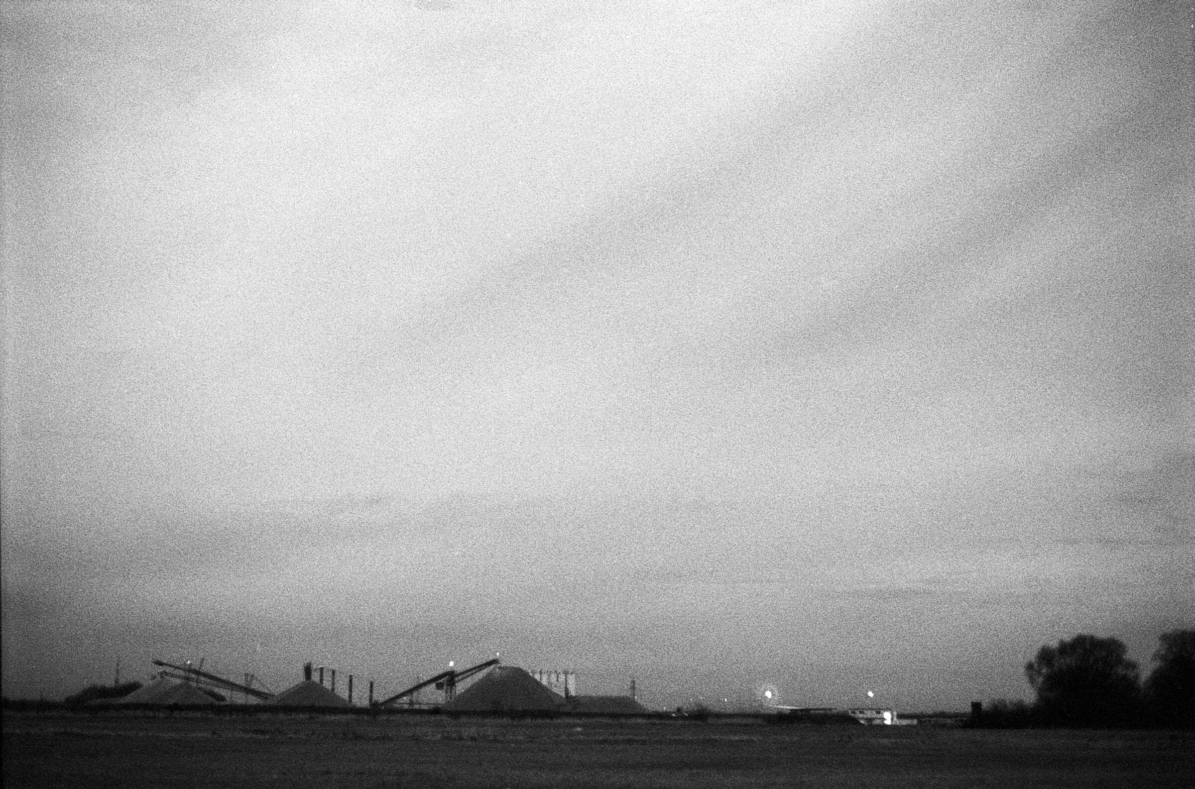 Himmel über dem Kieswerk